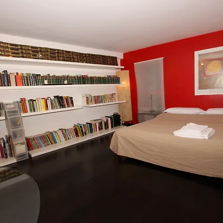 Ottoboni Flats דירה